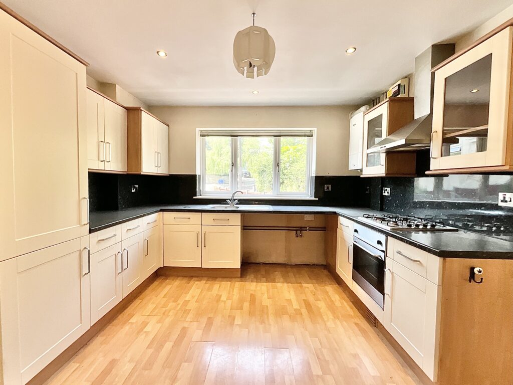Leek Road, Cheadle, ST10