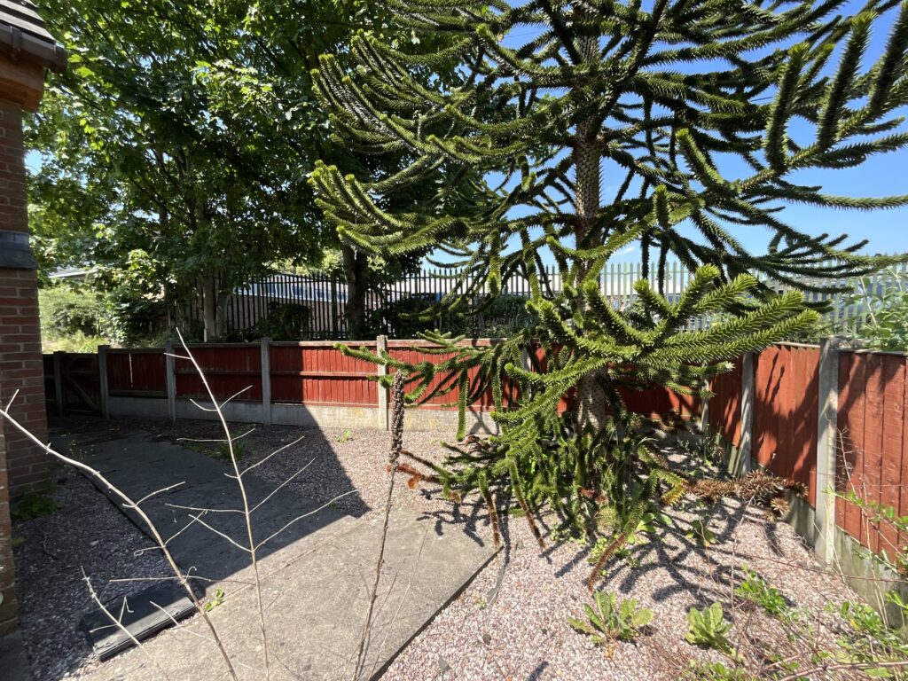 Leek Road, Cheadle, ST10