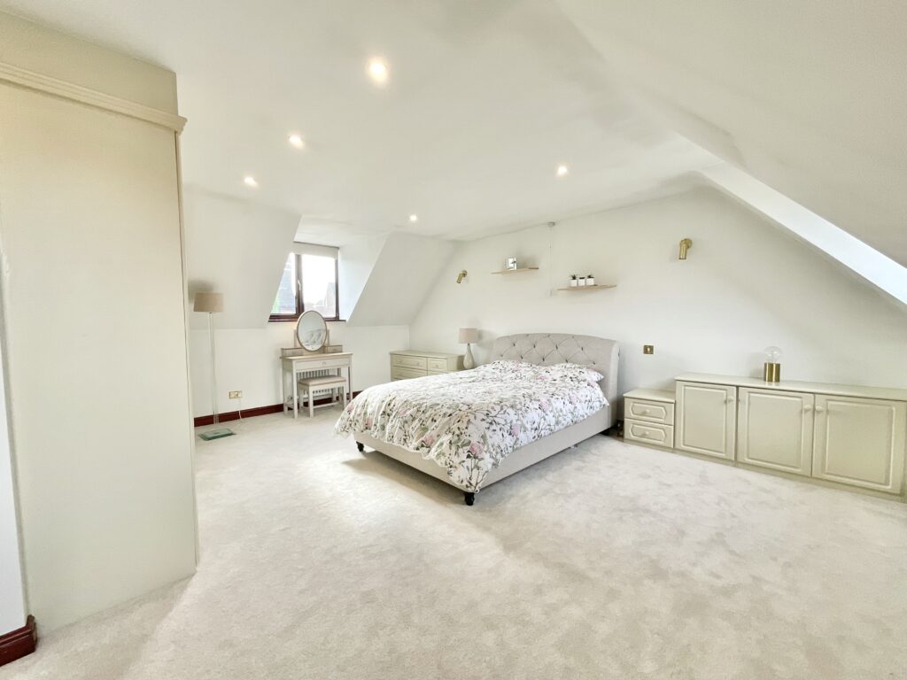 Barnes Croft, Hilderstone, ST15