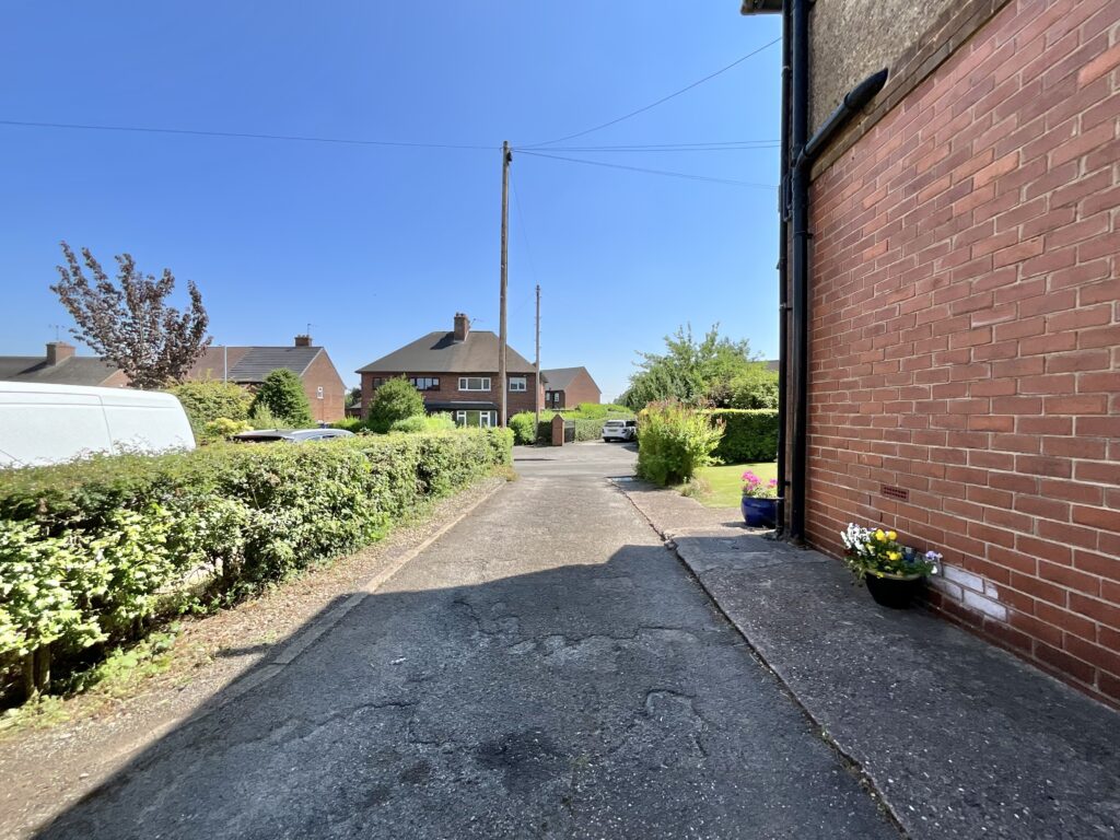 Saltersford Lane, Alton, ST10