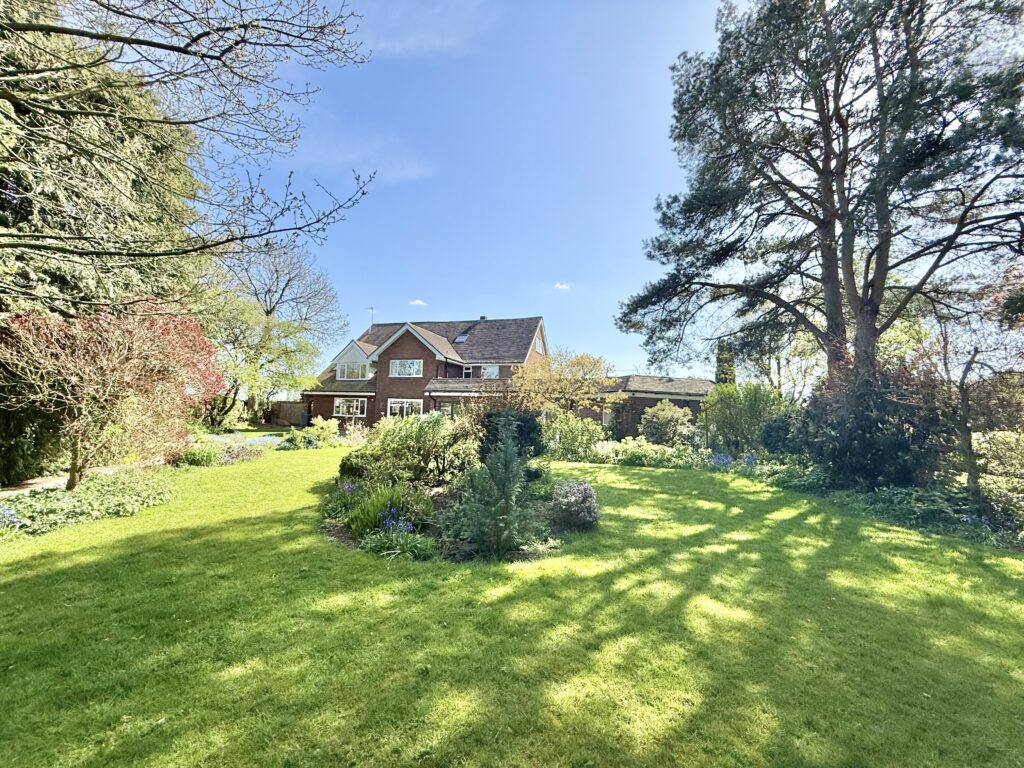 Ranton, Stafford, ST18
