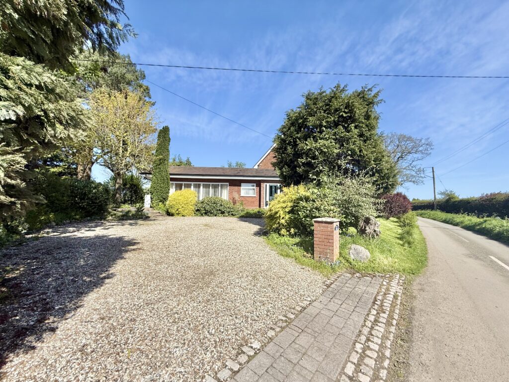 Ranton, Stafford, ST18