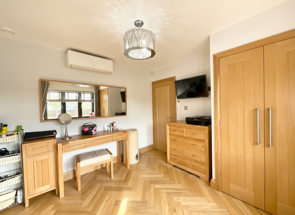 Eastwick Crescent, Stoke-On-Trent, ST4