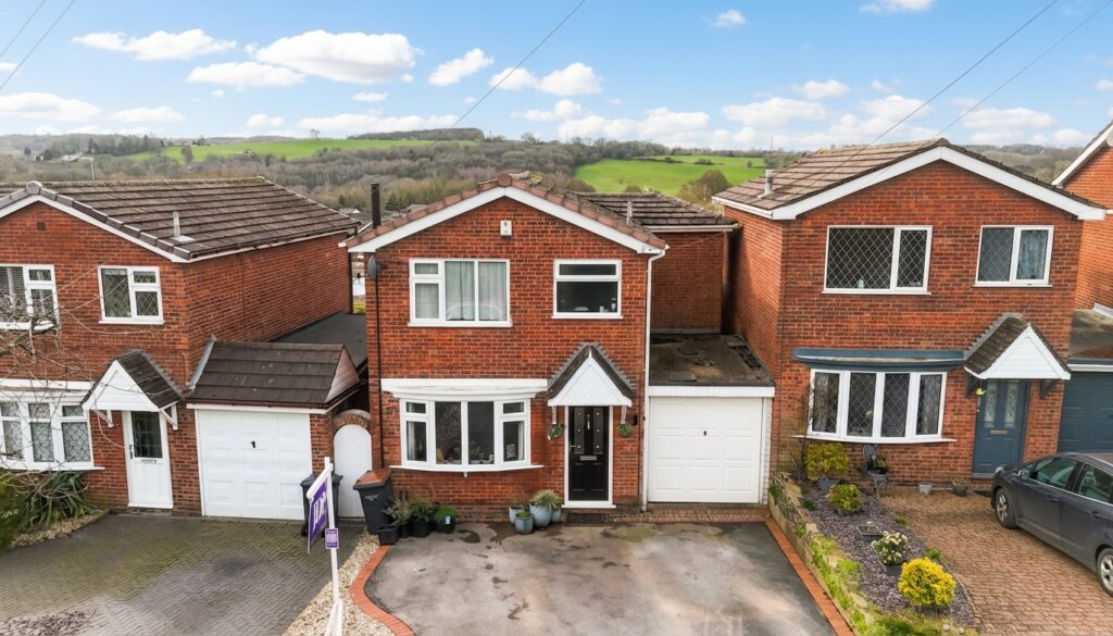 Ferndown Drive, Newcastle, ST5