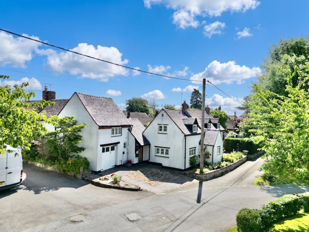 Smithy Lane, Bradley, ST18