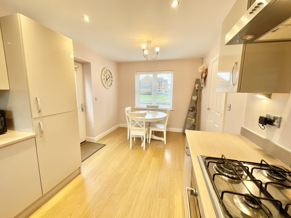 Gateway Avenue, Baldwins Gate, ST5