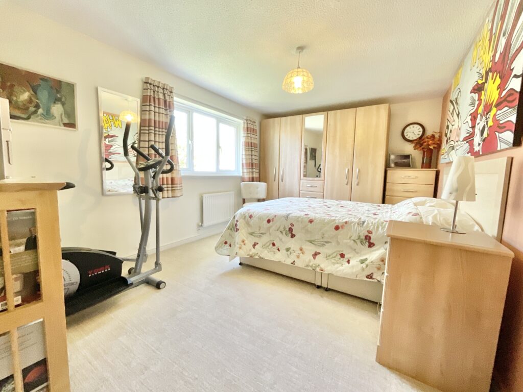 Hampton Drive, Market Drayton, TF9