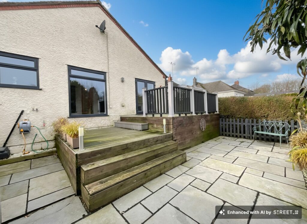 Birkholme Drive, Meir Heath