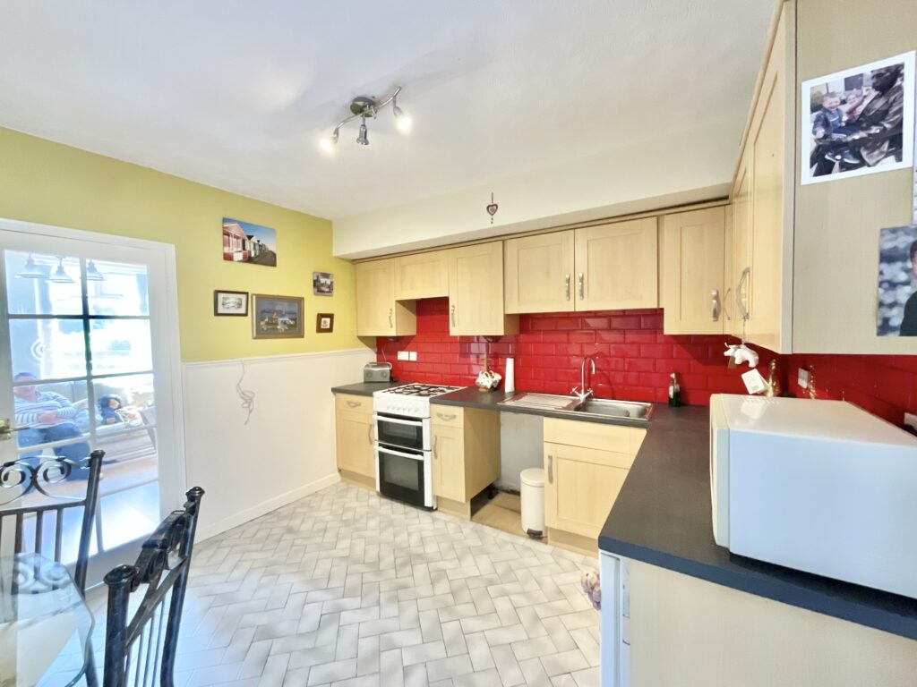 Longton Road, Stone, ST15