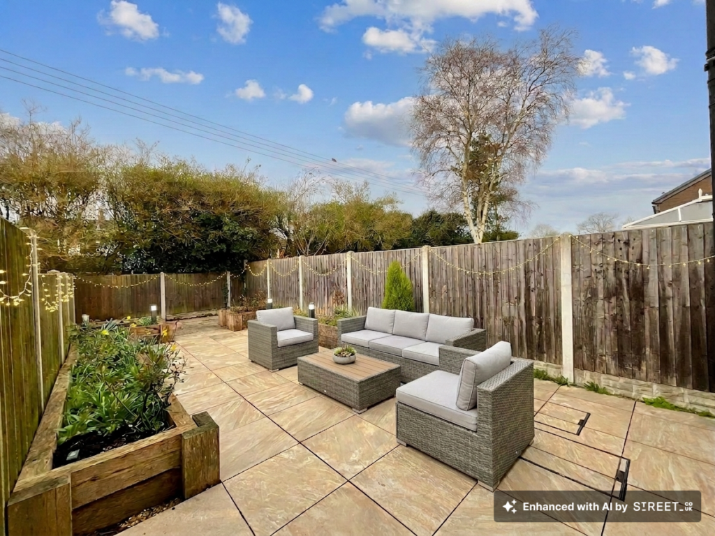 Stafford Close, Stone, ST15