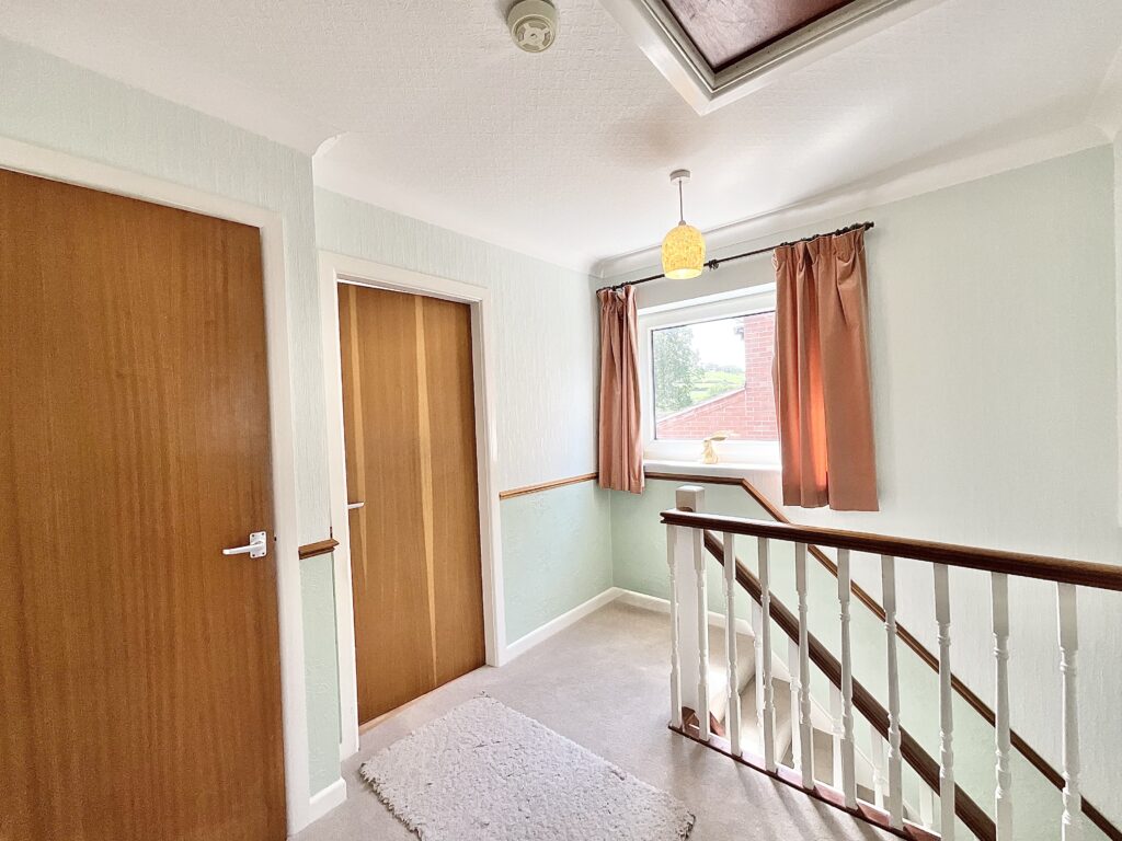 School Close, Dilhorne, ST10