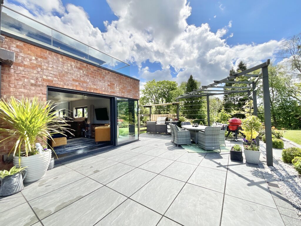 Acton, Newcastle, ST5