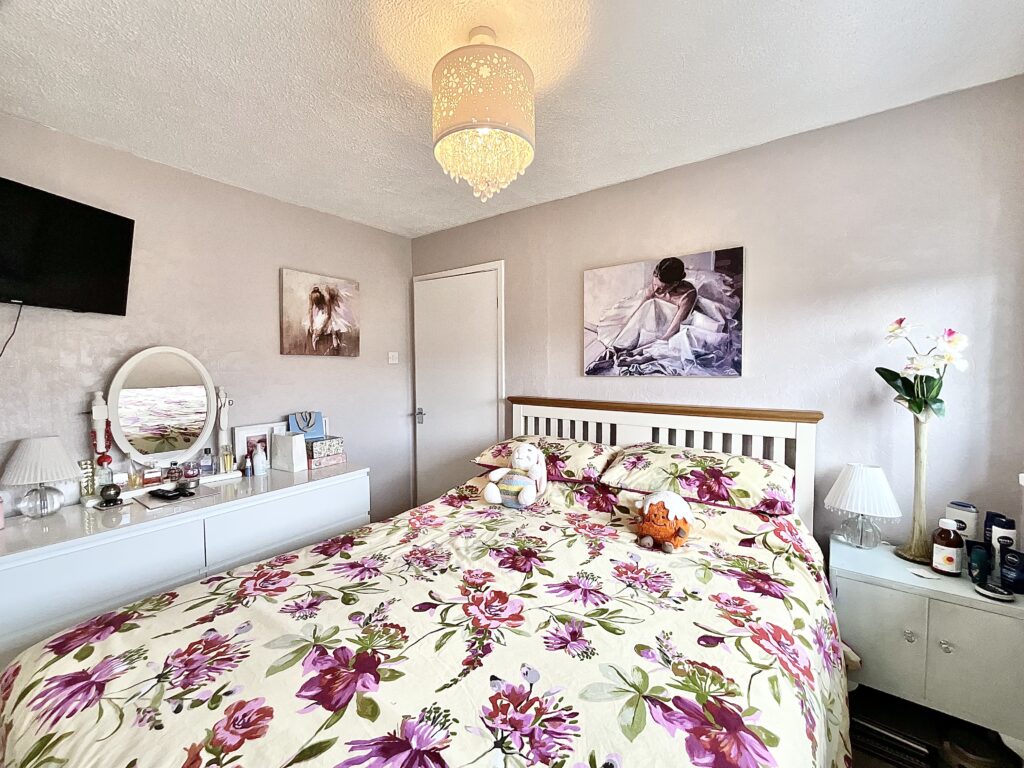 Ledbury Crescent, Stoke-On-Trent, ST1