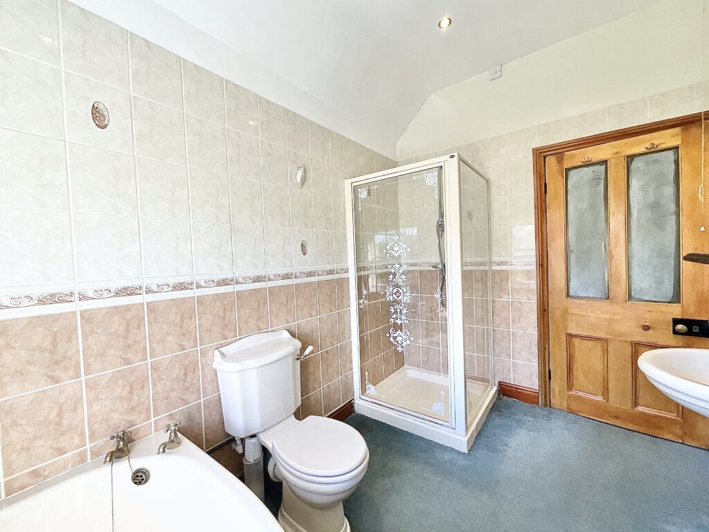 Blythe Bridge Road, Caverswall, ST11