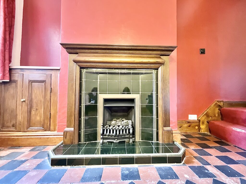 Blythe Bridge Road, Caverswall, ST11