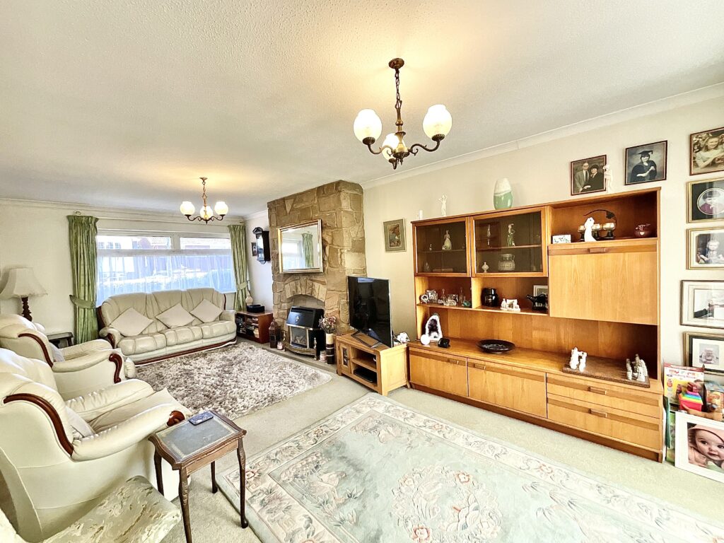 Aynsley Close, Cheadle, ST10
