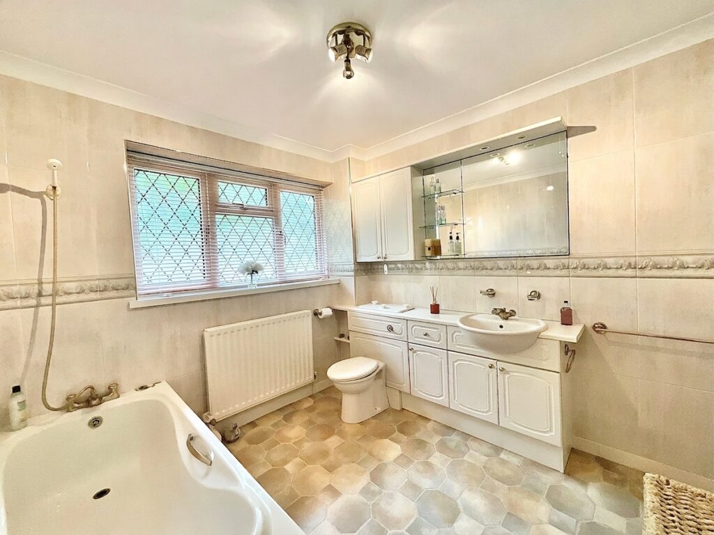 Park Drive, Cheadle, ST10