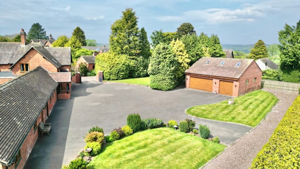 Standon, Stafford, ST21