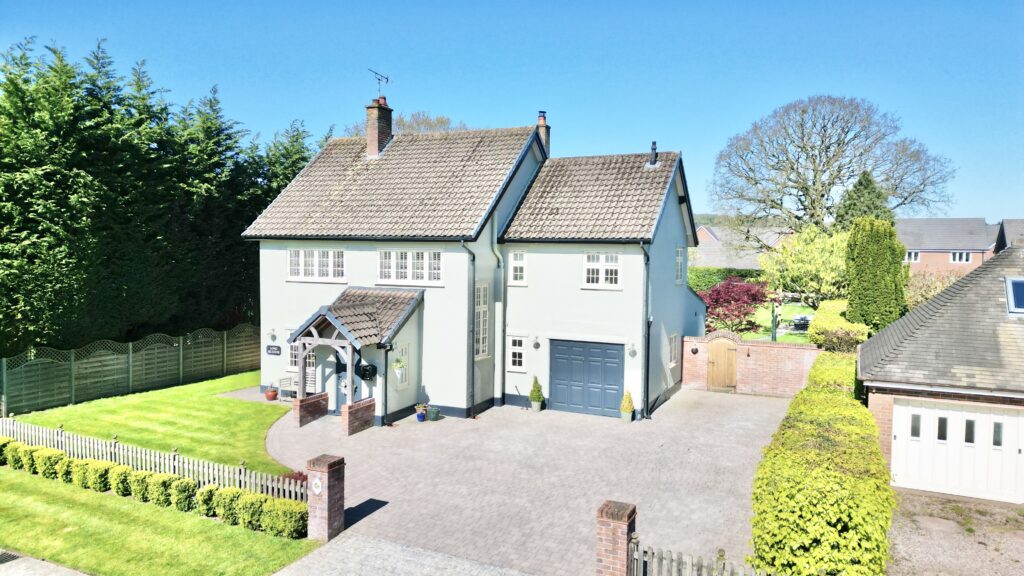 Sandyfields, Baldwins Gate, ST5