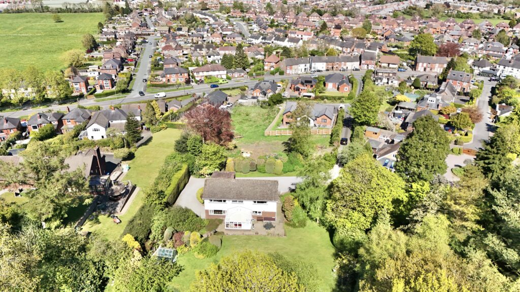 Harewood Close, Cheadle, ST10