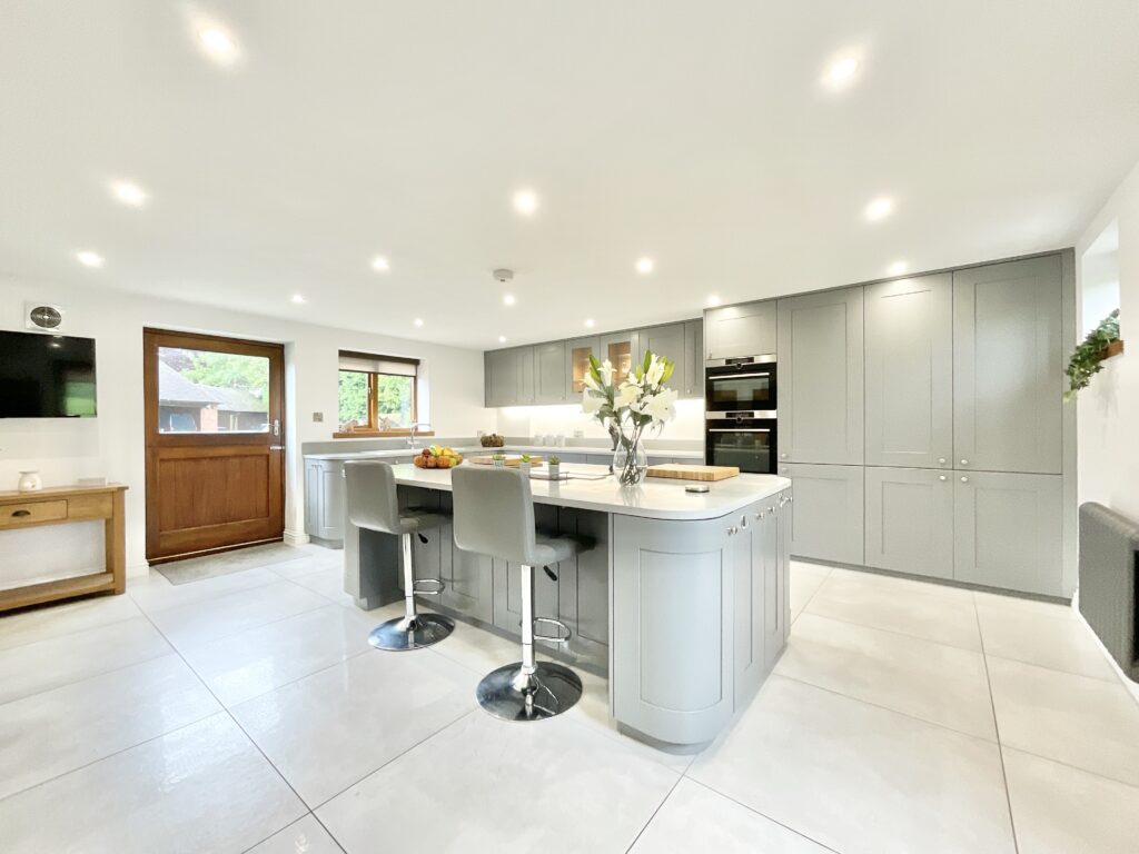 Bearstone, Market Drayton, TF9