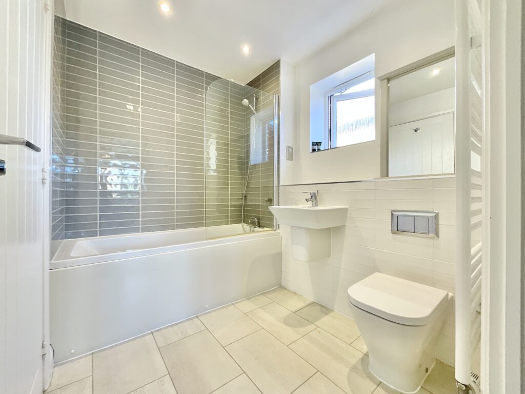 Daffodil Drive, Gnosall, ST20