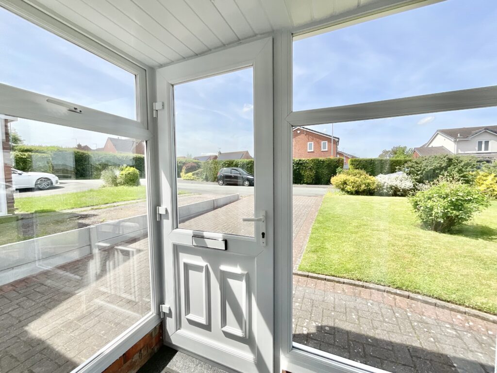 Newlands Close, Stone, ST15