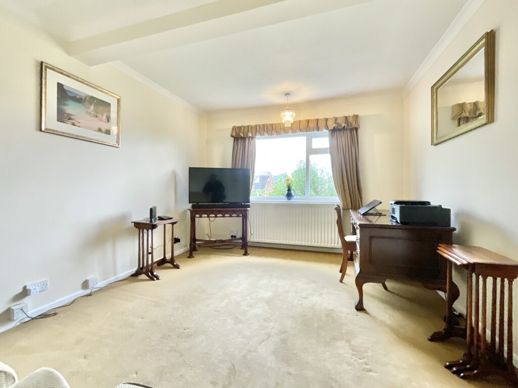 Elm Drive, Bradley, ST18