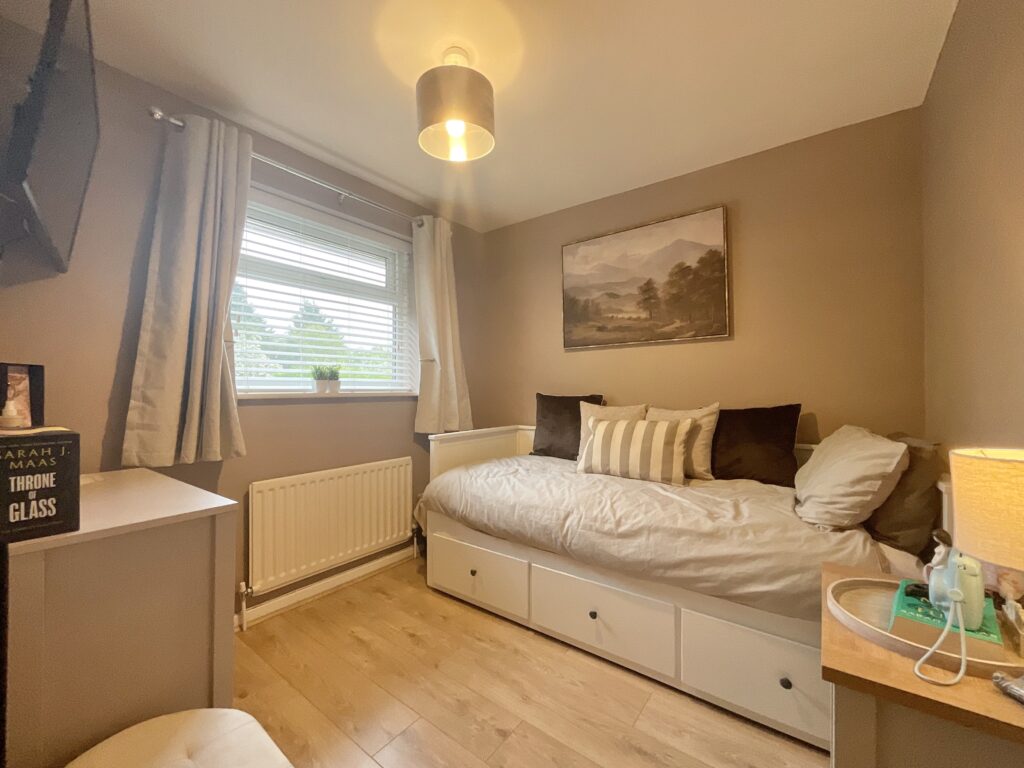 Ullswater Avenue, Crewe, CW2