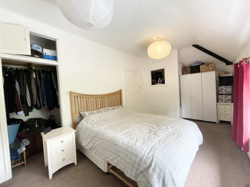 Queensville, Stafford, ST17