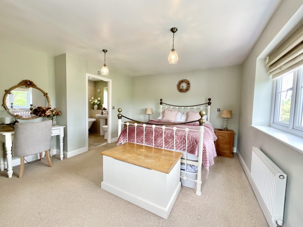 Main Road, Worleston, CW5