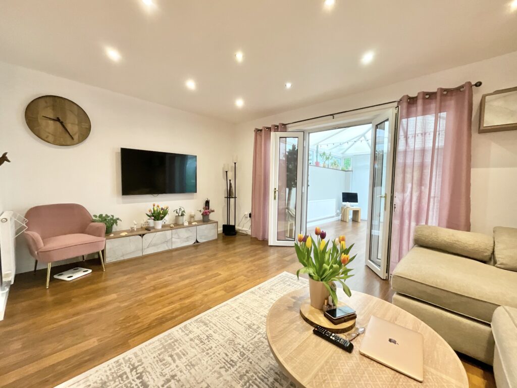 Masefield Close, Cheadle, ST10