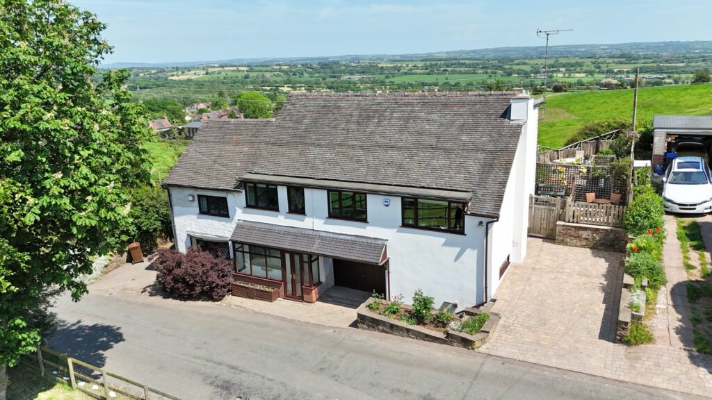 The Common, Dilhorne, ST10