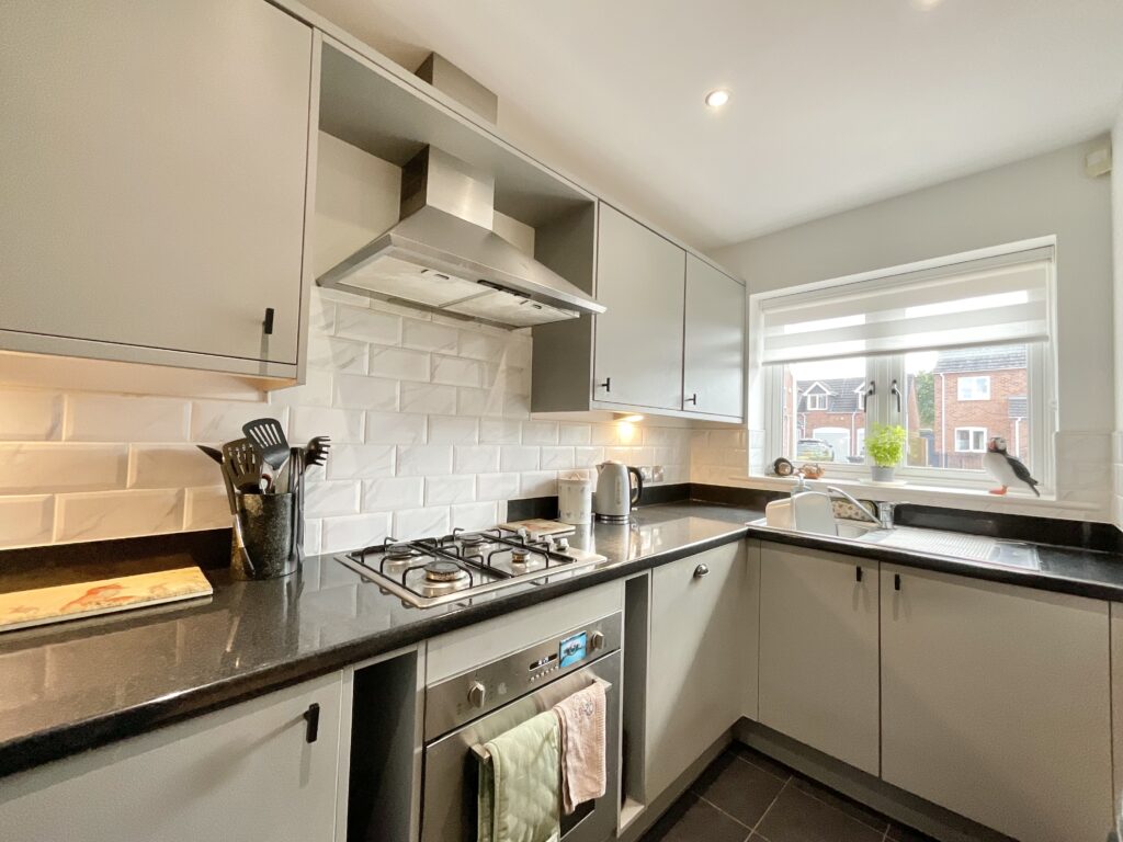 Walnut Close, Hough, CW2