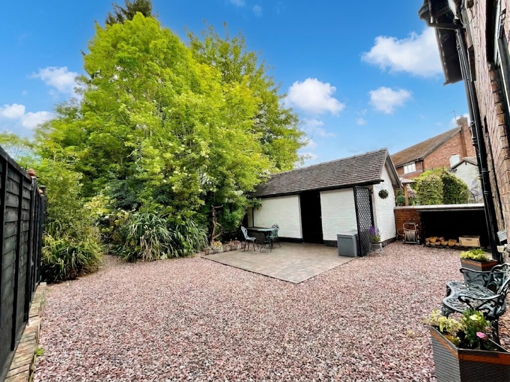 Longton Road, Stoke-On-Trent, ST4