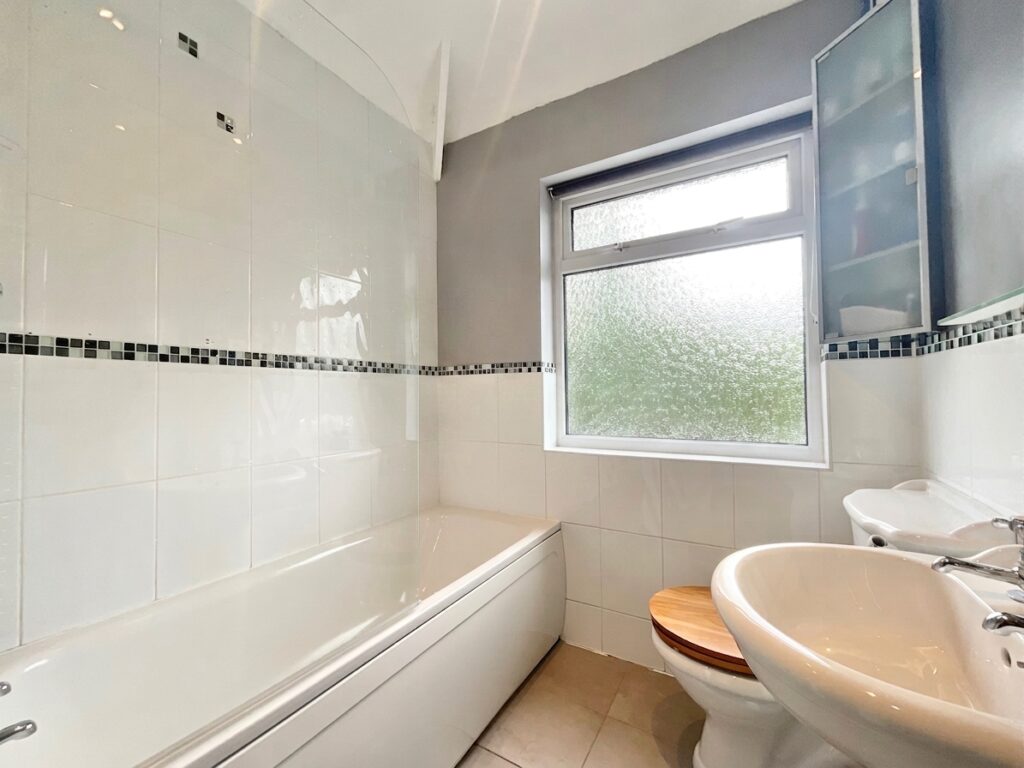 Broughton Lane, Wistaston, CW2