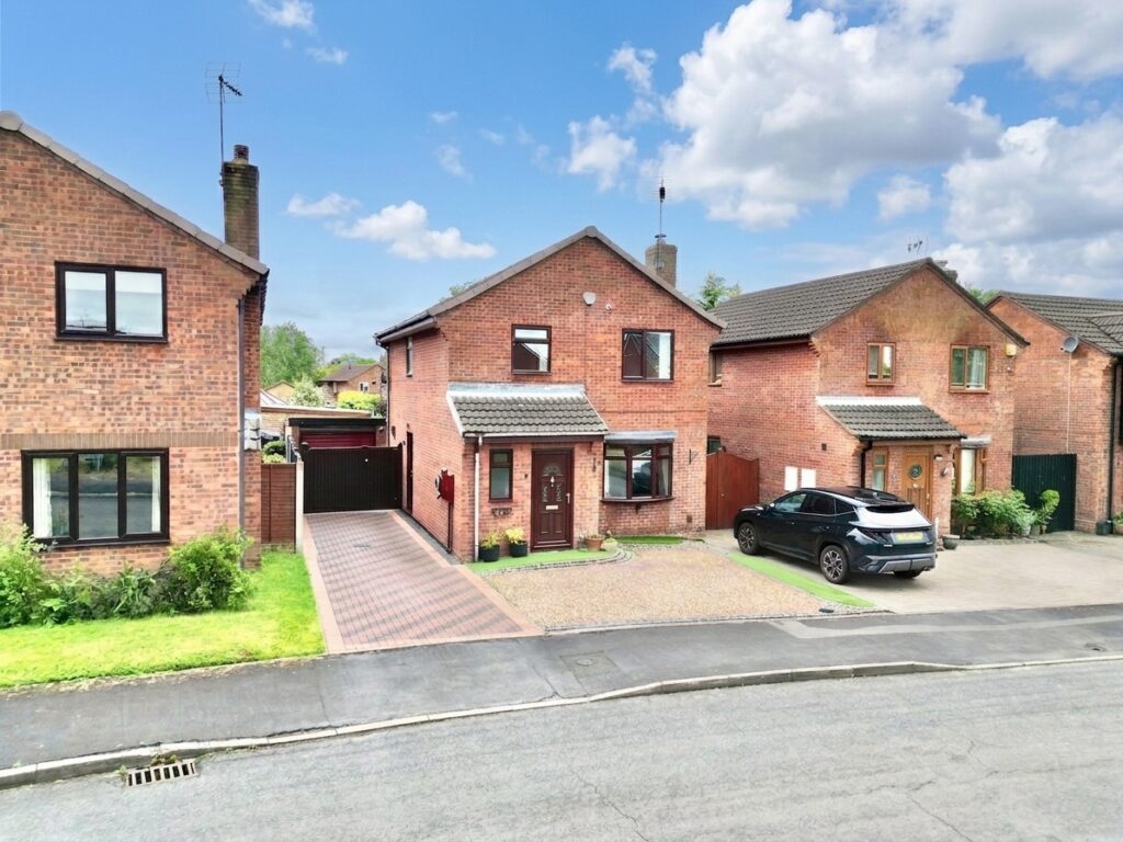 Cloisters, Gnosall, ST20