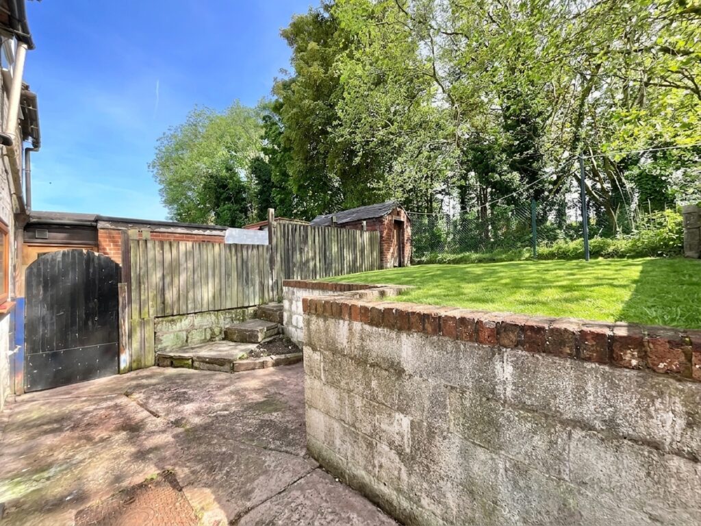 Uttoxeter Road, Tean, ST10