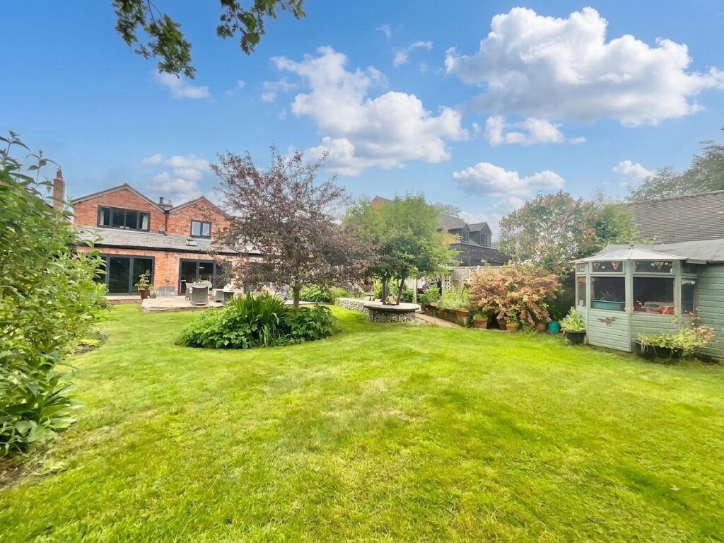 Wrexham Road, Burland, CW5