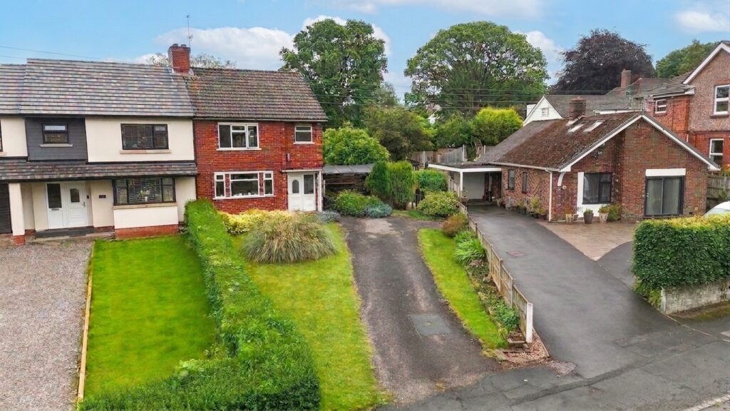 Seabridge Lane, Newcastle, ST5