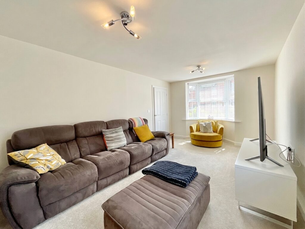 Campion Way, Henhull, CW5