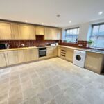 Lakesedge, Stone, ST15