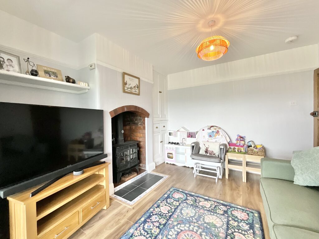 Leek Road, Cheadle, ST10