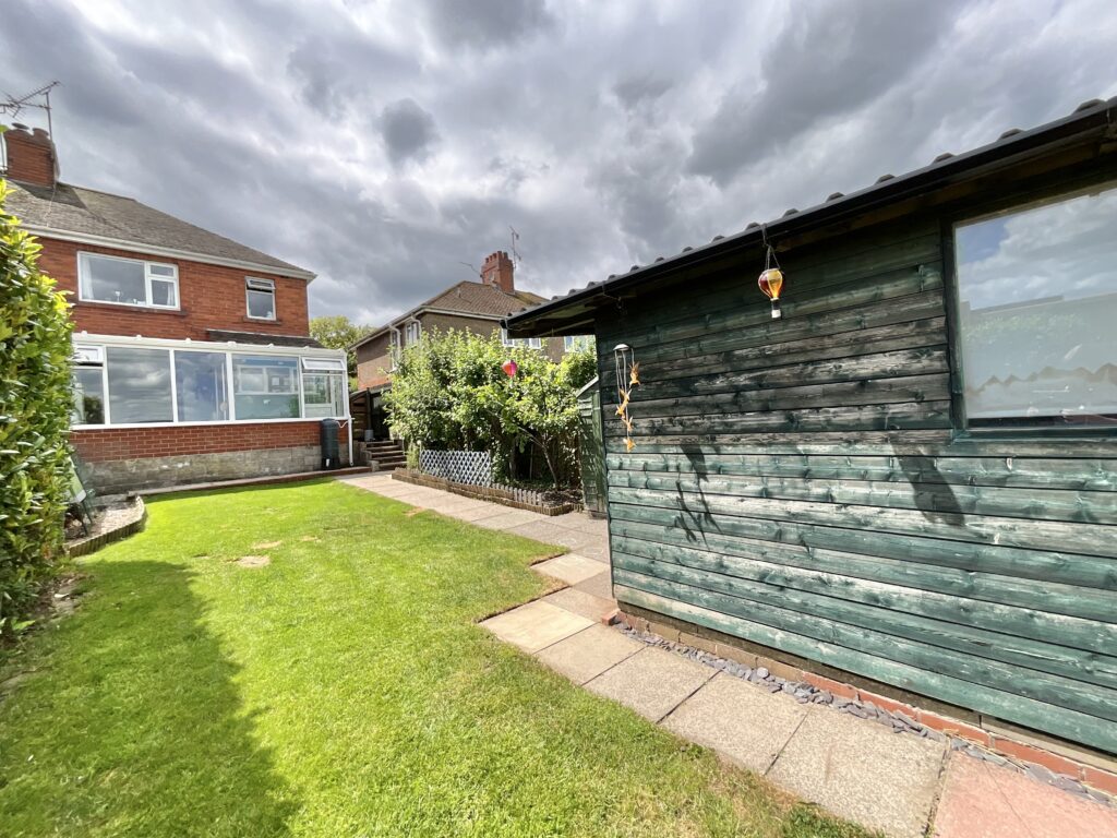Leek Road, Cheadle, ST10