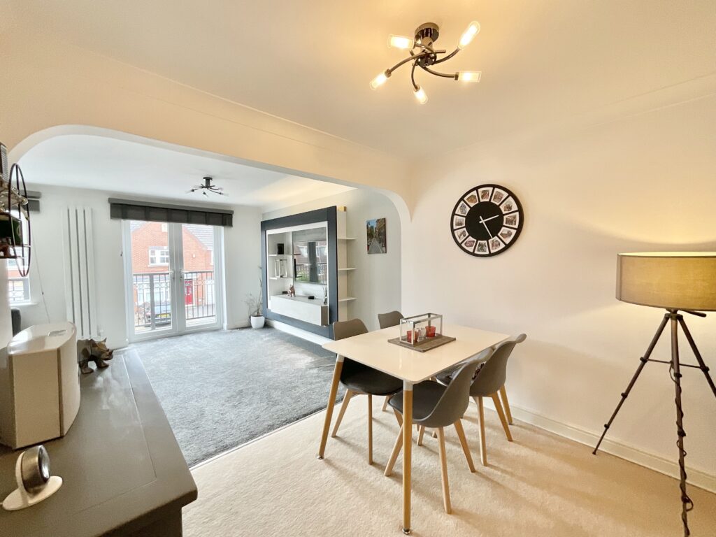 Edgbaston Drive, Stoke-On-Trent, ST4