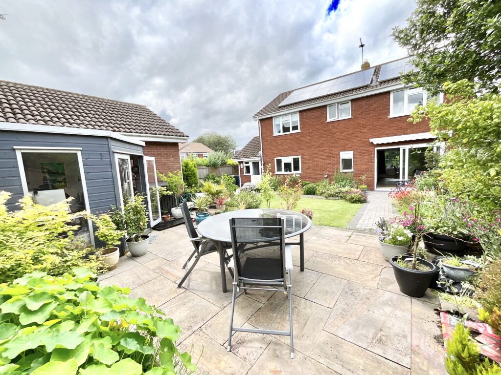 Meadow Close, Gnosall, ST20