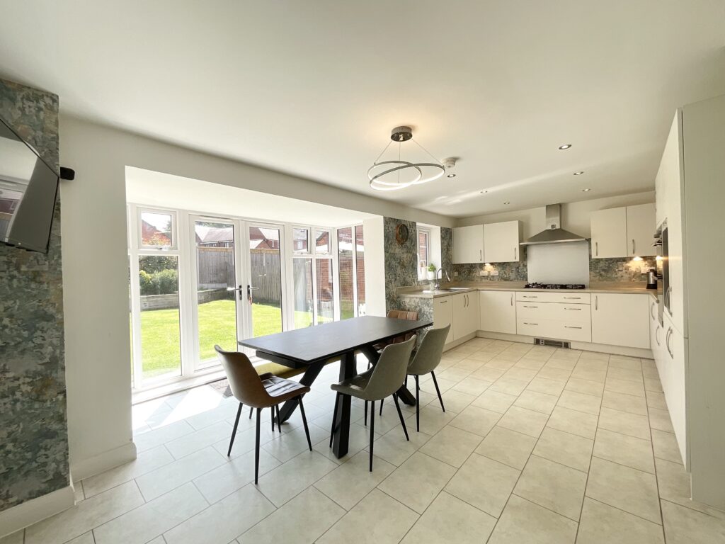 Edme Grove, Barlaston, ST12