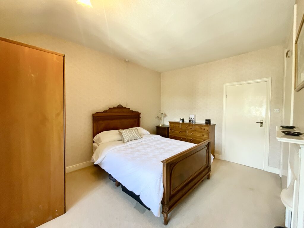 Station Road, Barlaston, ST12