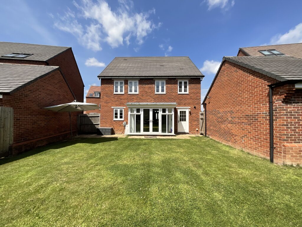 Edme Grove, Barlaston, ST12