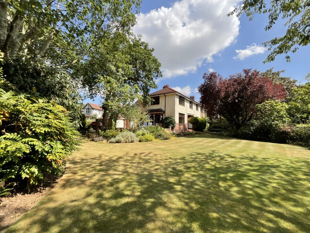 Station Road, Barlaston, ST12